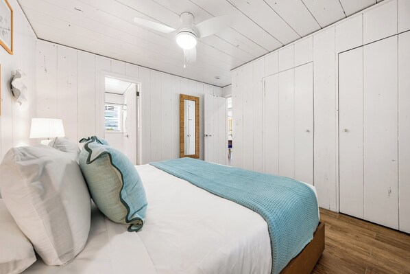 1 bedroom, iron/ironing board, free WiFi, bed sheets
