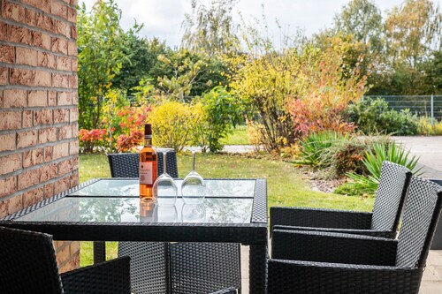 Holiday Home 'Großes Im Grünen -' with Private Terrace, Private Garden and Wi-Fi