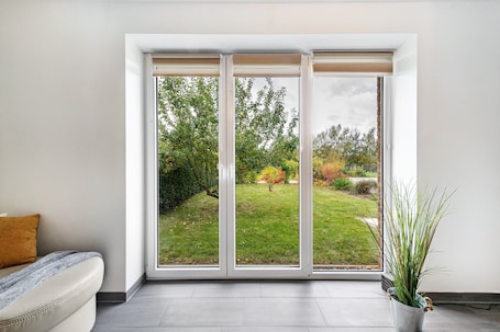 内装. Holiday Home 'Großes Im Grünen -' with Private Terrace, Private Garden and Wi-Fi