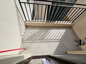 Apartament, balcó, vistes a la ciutat | Terrassa o pati