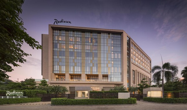 Radisson Hotel Delhi Mg Road - Delhi