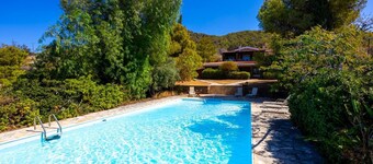 Villa Sea Pines - Three Bedroom Villa, Sleeps 10