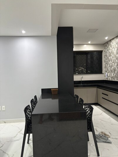 BRAND NEW AND CENTRAL APARTMENT - 3 BEDROOMS, COZY AND CLOSE TO EVERYTHING!!!!