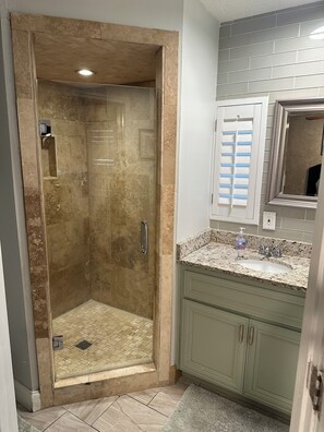 مناشف، ورق حمّام