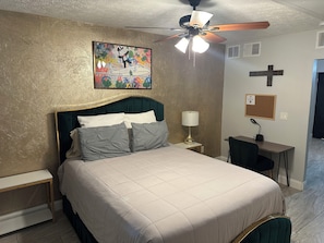 1 bedroom, iron/ironing board, WiFi, bed sheets