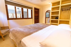 2 bedrooms, in-room safe, iron/ironing board, travel crib - 2 Bdrm Loft w/ Garden, Kitchen (Mazunte)