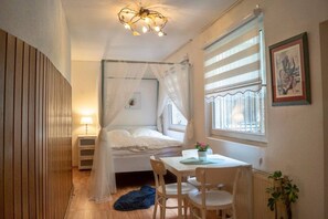 5 chambres, Wi-Fi, literie fournie