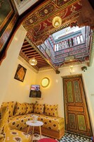 Sala de estar en el lobby