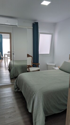 1 室のベッドルーム、アイロン / アイロン台、WiFi (無料)、ベッドシーツ