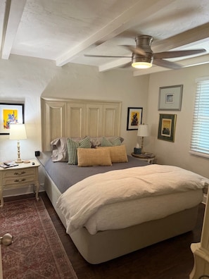 1 bedroom, iron/ironing board, Internet, bed sheets