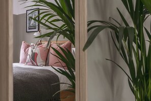 2 soverom, strykejern/-brett, wi-fi og sengetøy