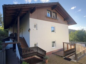 Exterior - Modern vacation apartment by the ski lift - Haus Schönblick (Schöfweg)