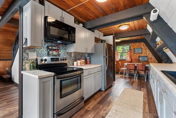 Microwave, oven, stovetop