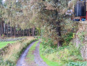 Property grounds - The Warren Barn (Ripon)