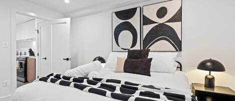 2 sovrum, skrivbord, strykjärn/strykbräda och wi-fi