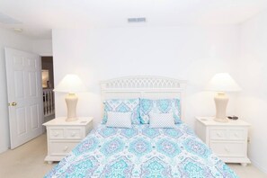 4 slaapkamers, een strijkplank/strijkijzer, wifi, beddengoed