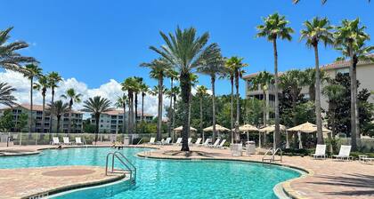 Ocean breeze 3bd/2ba Apt with Amazing views amenities in delightful Palm Coast