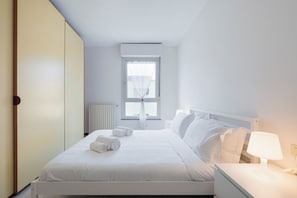 Bügeleisen/Bügelbrett, kostenloses WLAN, Bettwäsche