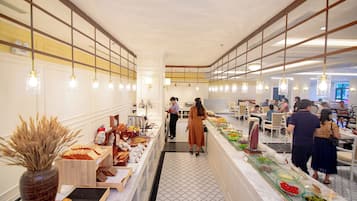 Desayuno buffet incluido todos los días