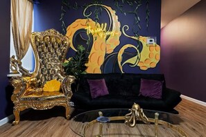 Interior - Siren's Cozy Cove w/ Adult Playroom in Center CITY (Philadelphia)