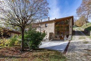 Exterior - Holiday Home Gîte du Domaine de Brondel (Barcelonne)