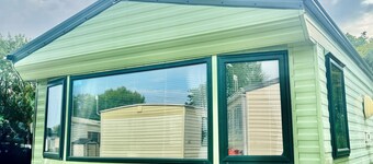 HOLIDAY HOME CARAVAN FORFAR SCOTLAND