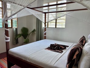 4 dormitorios, escritorio, tabla de planchar con plancha y wifi gratis