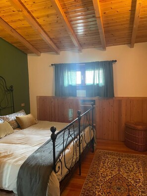 3 Schlafzimmer, Bügeleisen/Bügelbrett, Bettwäsche