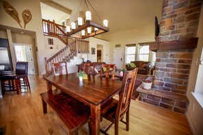 Dining - Ski-In/Ski-Out Granby Ranch Home + Firepit & Views (Granby)