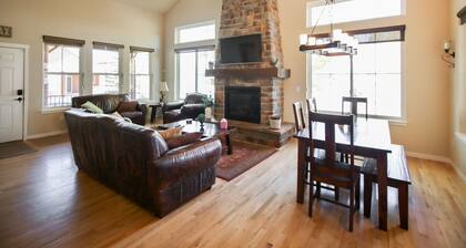 Ski-In/Ski-Out Granby Ranch Home + Firepit & Views