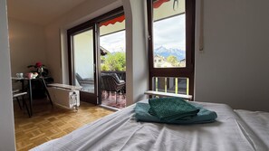 1 bedroom, free WiFi, bed sheets