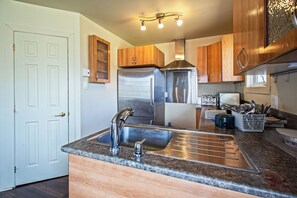 Apartment, Garden View