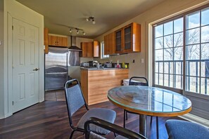 Apartment, Garden View