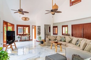 Luxury Villa | Living area