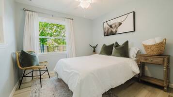 2 habitaciones, cuna de viaje, internet y ropa de cama