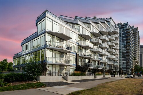 Parkside at Waterfront in downtown Calgary