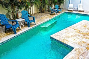 Piscine extérieure, piscine chauffée