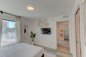 3 bedrooms, iron/ironing board, travel crib, free WiFi