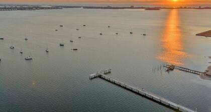 Royal Blue Downtown-Gulfport-CooledPool