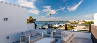 Luxury Beach Home N/POOL