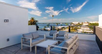 Luxury Beach Home N/POOL