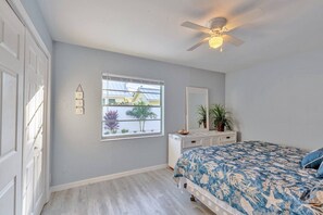 3 bedrooms, iron/ironing board, travel cot, WiFi