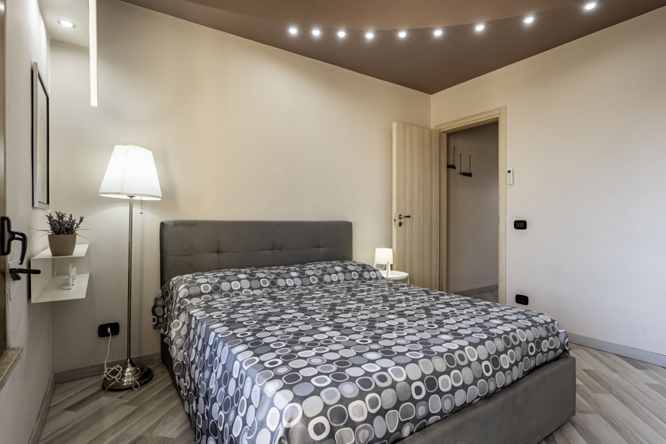 2 bedrooms, iron/ironing board