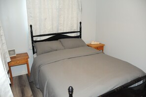 3 bedrooms, WiFi, bed sheets