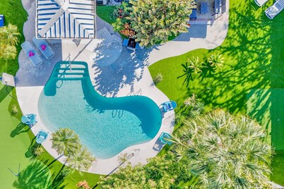 Relaxing home Mini-Golf/ heated pool 2/2