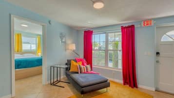 2 bedrooms, desk, iron/ironing board, travel cot