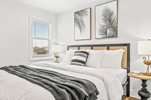 9 bedrooms, iron/ironing board, WiFi, bed sheets