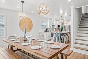 Dining - NEW - Ocean View, Heated Pool, Beach, Sleeps 18, Fully Loaded (Gulf Shores)