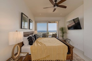 2 bedrooms, iron/ironing board, WiFi, bed sheets - Arch Views, 2 Pools, Gym, Stylish, 2BD, Sleeps 6 (El tezal)