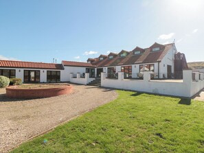 Cottage | Exterior